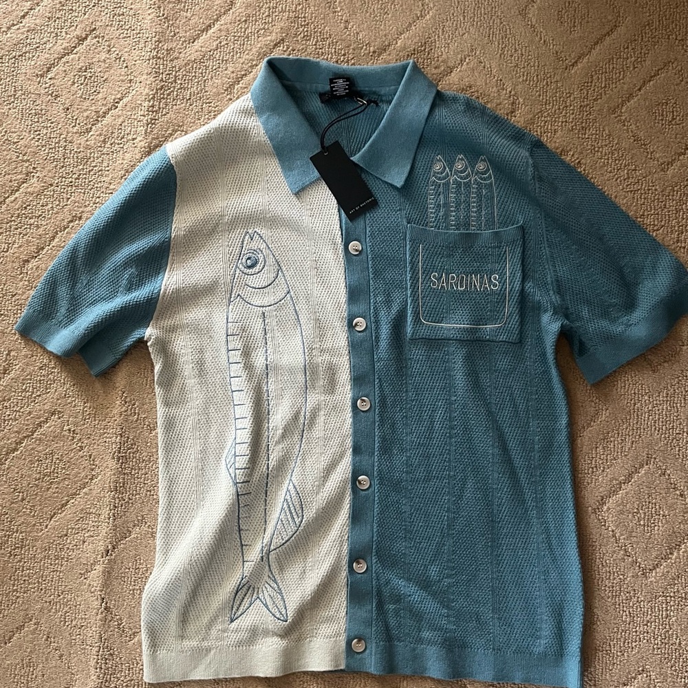 Blue and White Sardine Graphic Men's Short Sleeve Shirt